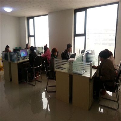 河北億如 聚酯格柵板的卓越品質(zhì)與高強(qiáng)聚酯纖維制品的應(yīng)用前景